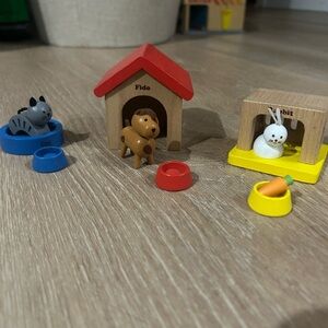 Hape Wooden Pet Playset
